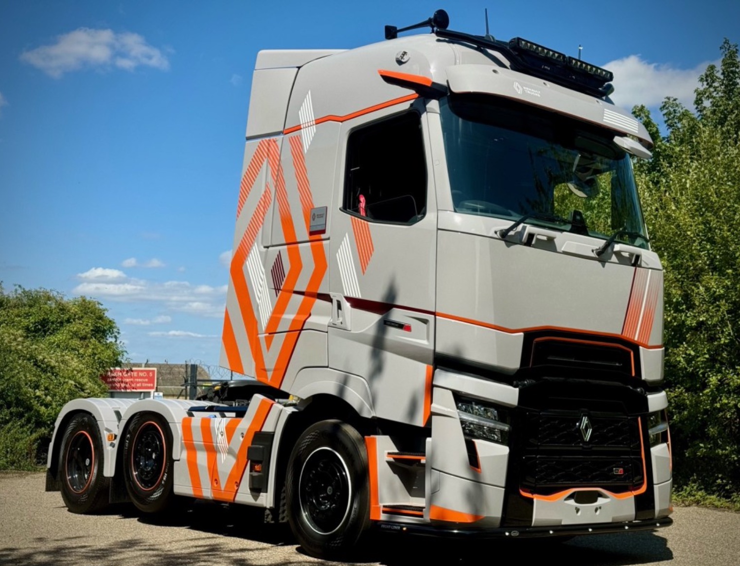 Alister Ruck Kuda Show Truck – A Finishing Touch to Remember - Warren - Specialists ...